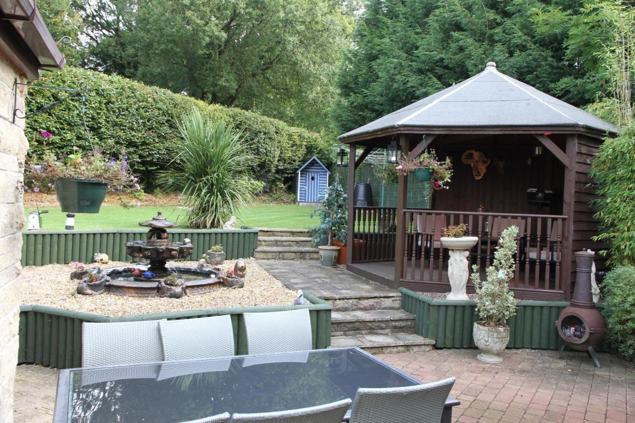 Castle Green Bed And Breakfast Ashbourne  Exterior photo