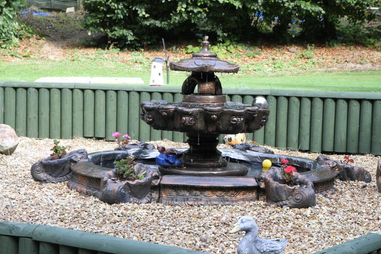 Castle Green Bed And Breakfast Ashbourne  Exterior photo